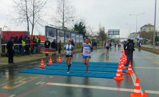 Sosa’nın eşi yarı maratonda 7. oldu