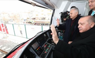 Gebze - Halkalı Banliyö Tren hatları açıldı