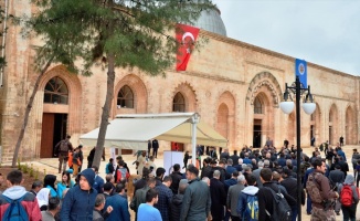 Kızıltepe'de 800 yıllık Ulu Cami yeniden ibadete açıldı