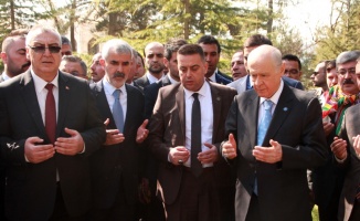 MHP lideri Bahçeli seçim startını Söğüt’te verdi