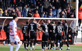 Ümraniyespor Karabükspor’u 3 golle geçti