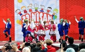 23 Nisan Ulusal Egemenlik ve Çocuk Bayramı dünyada kutlanıyor