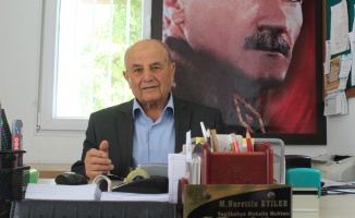 35 yıllık mahallenin 81 yaşındaki 42 yıllık muhtar dedesi
