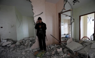 İsrail ordusu Filistinli mahkumun evini yıktı