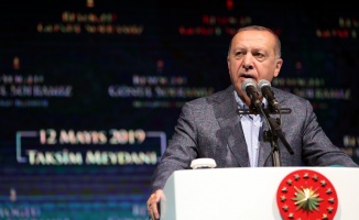 Cumhurbaşkanı Erdoğan: “Sanatçı sanatıyla konuşur, bu tür insanlara dalkavukluk yapmaz” 