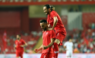 Hazırlık maçı: Türkiye: 2 - Yunanistan: 0 (İlk yarı) 