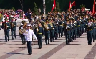 Kırgızistan Zafer Bayramını törenlerle kutluyor