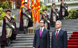 Kuzey Makedonya’nın yeni Cumhurbaşkanı Pendarovski görevi teslim aldı