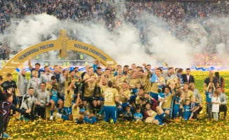 Rusya şampiyonu Zenit kupasını aldı