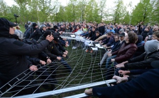 Rusya’da ’kilise’ kavgasında çok sayıda kişiye gözaltı