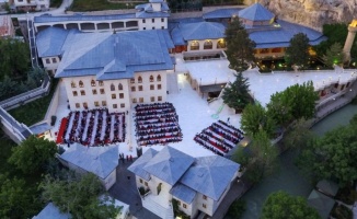 Somuncu Baba Külliyesi&#039;nde iftar geleneği sürüyor