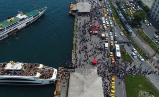 Bayramın son gününde de iskele ve vapurlar doldu taştı