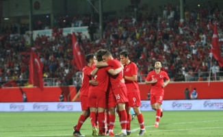 Hazırlık maçı: Türkiye: 1 - Özbekistan: 0 (İlk yarı)