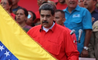 Maduro Venezuela-Kolombiya sınırını açma kararı aldı