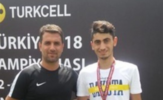 Serhat Göngör Türkiye’de yürüyüş şampiyonu oldu