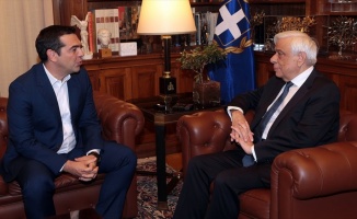 Yunanistan Başbakanı Çipras erken seçim talebini Pavlopoulos'a iletti
