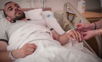 Azerbaycanlı hasta Ankara&#039;da “nefes“ aldı