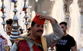 Erbil&#039;in Şamlı seyyar demirhindi şerbetçisi