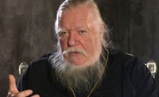 Rusya Ortodoks Kilisesi’nden Bartholomeos&#039;a sert tepki: Konstantinopol diye bir yer yok! Sen aldatmaca bir patriksin!