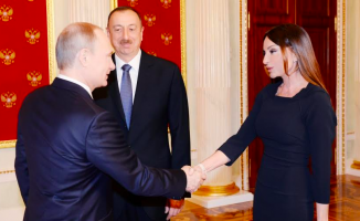 Putin&#039;den Azerbaycan Cumhurbaşkanı Birinci Yardımcısı Mihriban Aliyeva&#039;ya Dostluk Madalyası