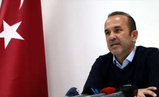 Denizlispor teknik direktör Mehmet Özdilek ile anlaştı