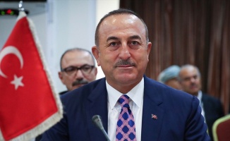 Dışişleri Bakanı Çavuşoğlu: Vatandaşa hizmetin mesaisi olmaz