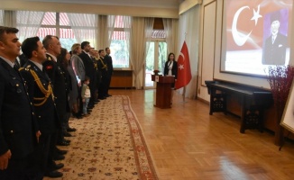 Atatürk, yurt dışındaki büyükelçiliklerde anıldı