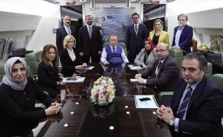 Cumhurbaşkanı Erdoğan Katar dönüşü gazetecilerin sorularını yanıtladı