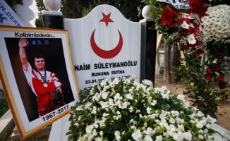 Naim Süleymanoğlu vefatının ikinci yıl dönümünde anıldı