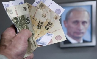 Putin, BRICS ülkeleri arasındaki anlaşmalar için Ruble kullanılmasını önerdi