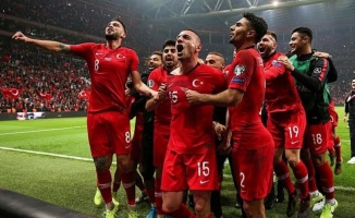 Rusya: Türkiye Milli Takımı&#039;nı tebrik ediyoruz!