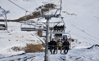 Hakkari kayak merkezi kayak tutkunlarını ağırlamaya hazır