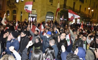 Lübnan&#039;da Diyab&#039;ın hükümeti kurmakla görevlendirilmesi protesto edildi