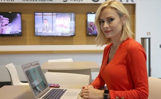 NTV spikeri Seda Öğretir &#039;Suriye&#039;de saldırıların hedefi çocuklar&#039;ı seçti