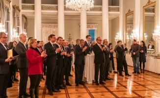 Rusya Başkonsolosluğundan Kırımlı başkan Ünver Sel’e ödül
