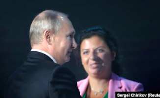 Sputnik ve RT Yayın Yönetmeni Simonyan, Putin&#039;in Türkçe bilgisini övdü