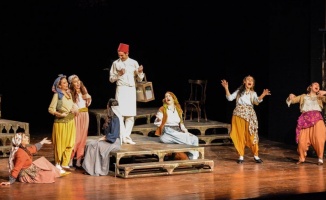 Ankara Devlet Tiyatrosu'ndan 'Aşkımız Aksaray'ın En Büyük Yangını' oyunu