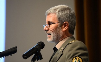 İran Savunma Bakanı: Gerginliğin azaltılması için ABD'nin bölgeden çekilmesi gerekiyor
