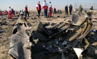 İran: Ukrayna Havayolları&#039;na ait uçak &#039;yanlışlıkla&#039; füze isabet etmesi sonucu düştü