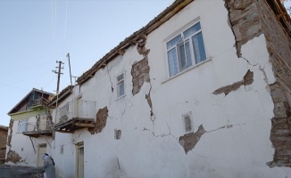 Malatya&#039;da deprem nedeniyle 9 ilçede daha okullar 10 Şubat&#039;ta açılacak