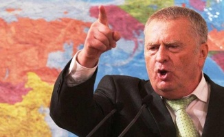Rus lider Jirinovski&#039;den tezkere yorumu: Türkiye hata yapıyor
