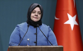 Bakan Zehra Zümrüt Selçuk: Şartlı Eğitim Yardımı'ndan faydalanan öğrencilere ödemeleri yapıldı