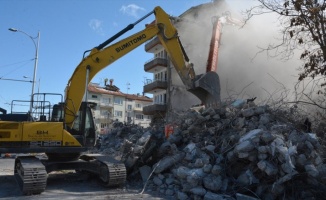 Malatya Valiliği: 6 bin 56 konut ağır hasarlı