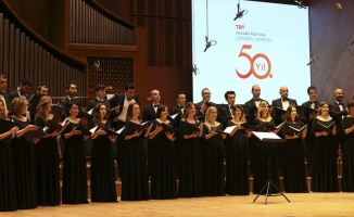 TRT Ankara Radyosu Çoksesli Korosu&#039;ndan 50&#039;nci yıl dönümü konseri