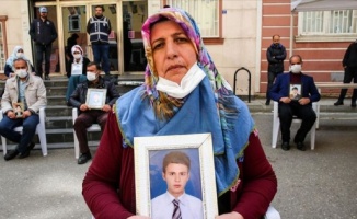 Diyarbakır annesi Övünç: Sana kefen değil damatlık giydireceğim