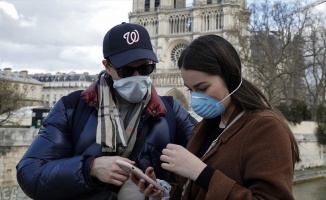 Fransa'da yerel seçimlerin ilk turu koronavirüs gölgesinde yapılıyor