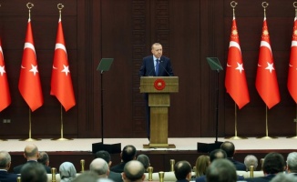 Hükümet 100 milyar liralık 'Ekonomik İstikrar Kalkanı' paketini açıkladı