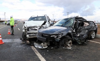 İçişleri Bakanı Soylu, ölümlü trafik kazalarının azaldığı bilgisini paylaştı