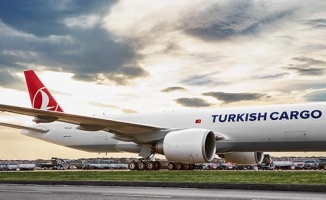 Turkish Cargo, THY&#039;nin yolcu uçakları ile de kargo taşıması yapıyor