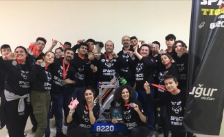 Uğur Okulları Mersin Kampüsü öğrencileri, FRC Istanbul Regional’da ikinci oldu